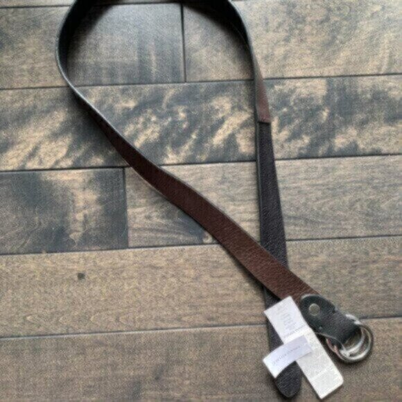 Banana Republic Reversible Leather Belt - new with tags - Picture 2 of 2